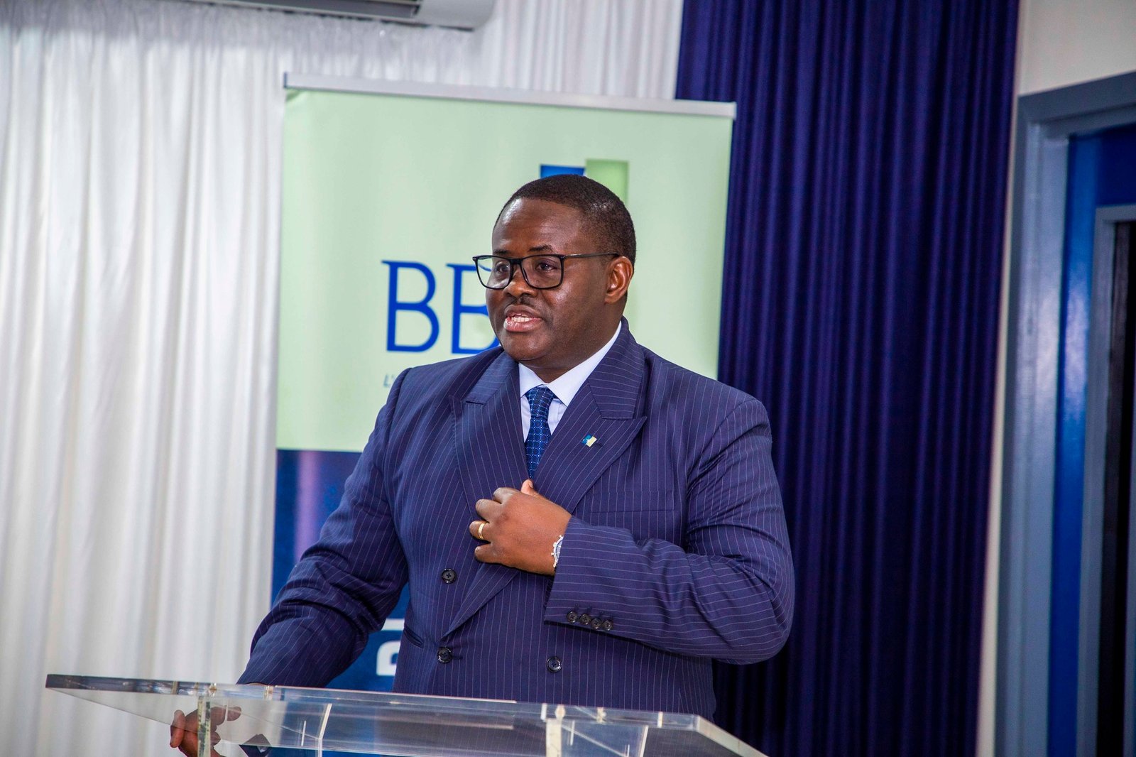 Logo École Supérieure de la Mer